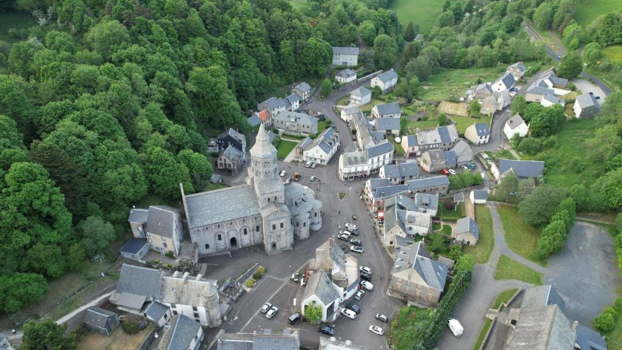 Rose, 4 Pers. Villa Saint Antoine, Orcival, Sancy ภายนอก รูปภาพ