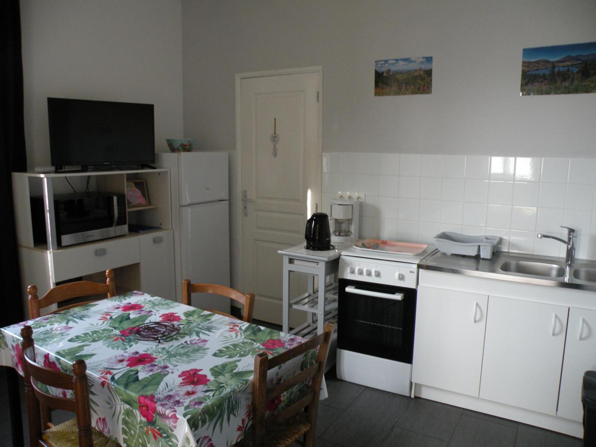 Rose, 4 Pers. Villa Saint Antoine, Orcival, Sancy ภายนอก รูปภาพ